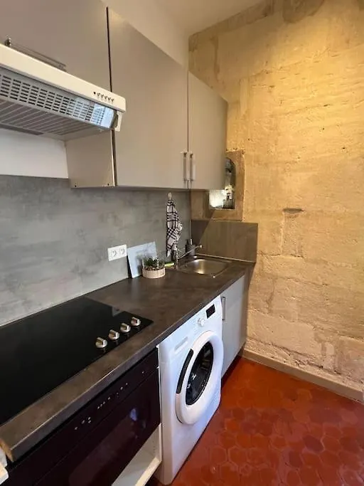Apartment Appartement En Coeur De Ville Place Du Forum Arles