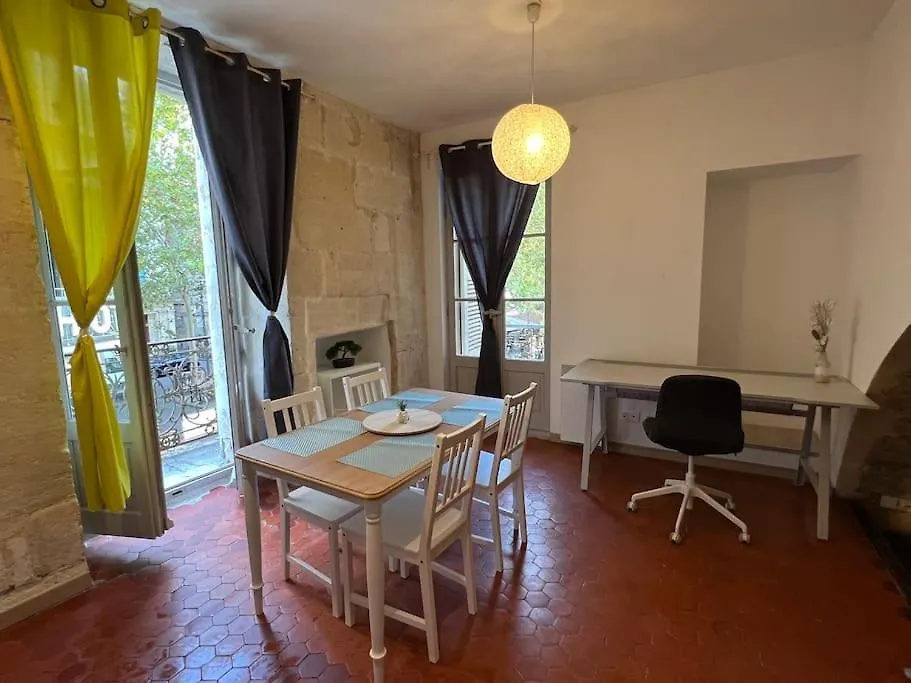 Apartment Appartement En Coeur De Ville Place Du Forum Arles France